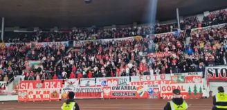 Tak kibice reprezentacji Polski ''POZDRAWIAJĄ'' Michała Probierza [VIDEO]
